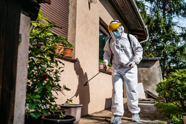 Best Commercial Pest Control Services  in Whitewater, WI